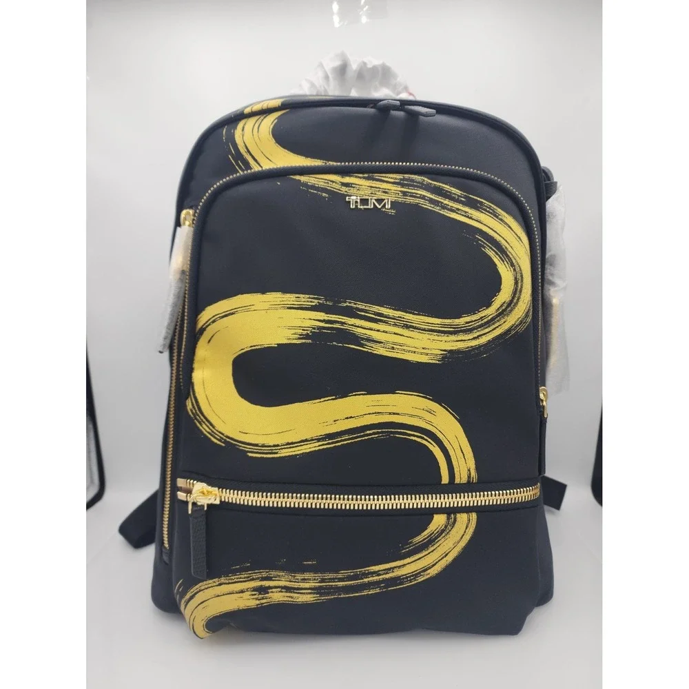 NWT Tumi Blk Voyageur Halsey 14.5 in Gold Sroke Backpack Carry On Laptop Travel